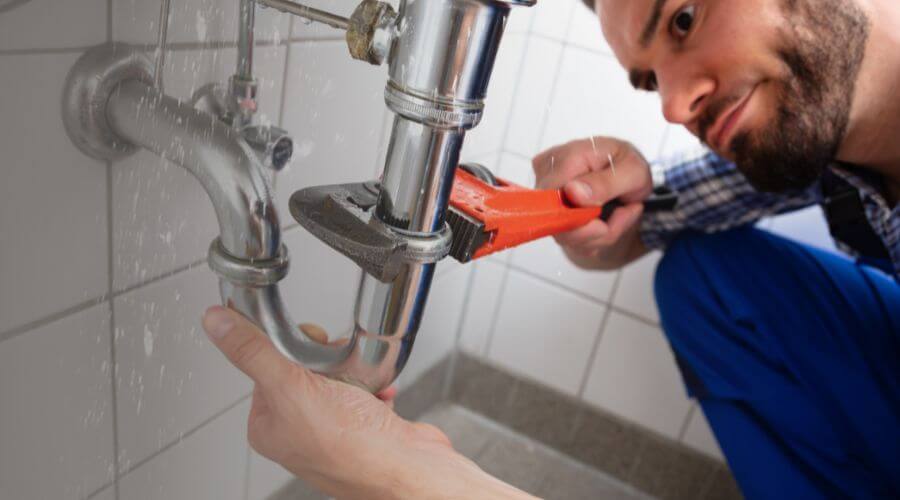 Expert burst pipe repair services in Indian Wells, CA